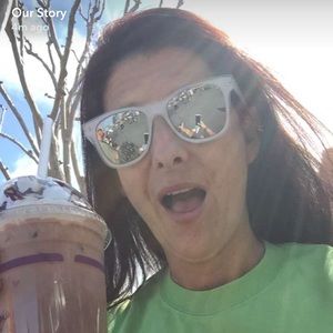 Meet your Posher, Amber